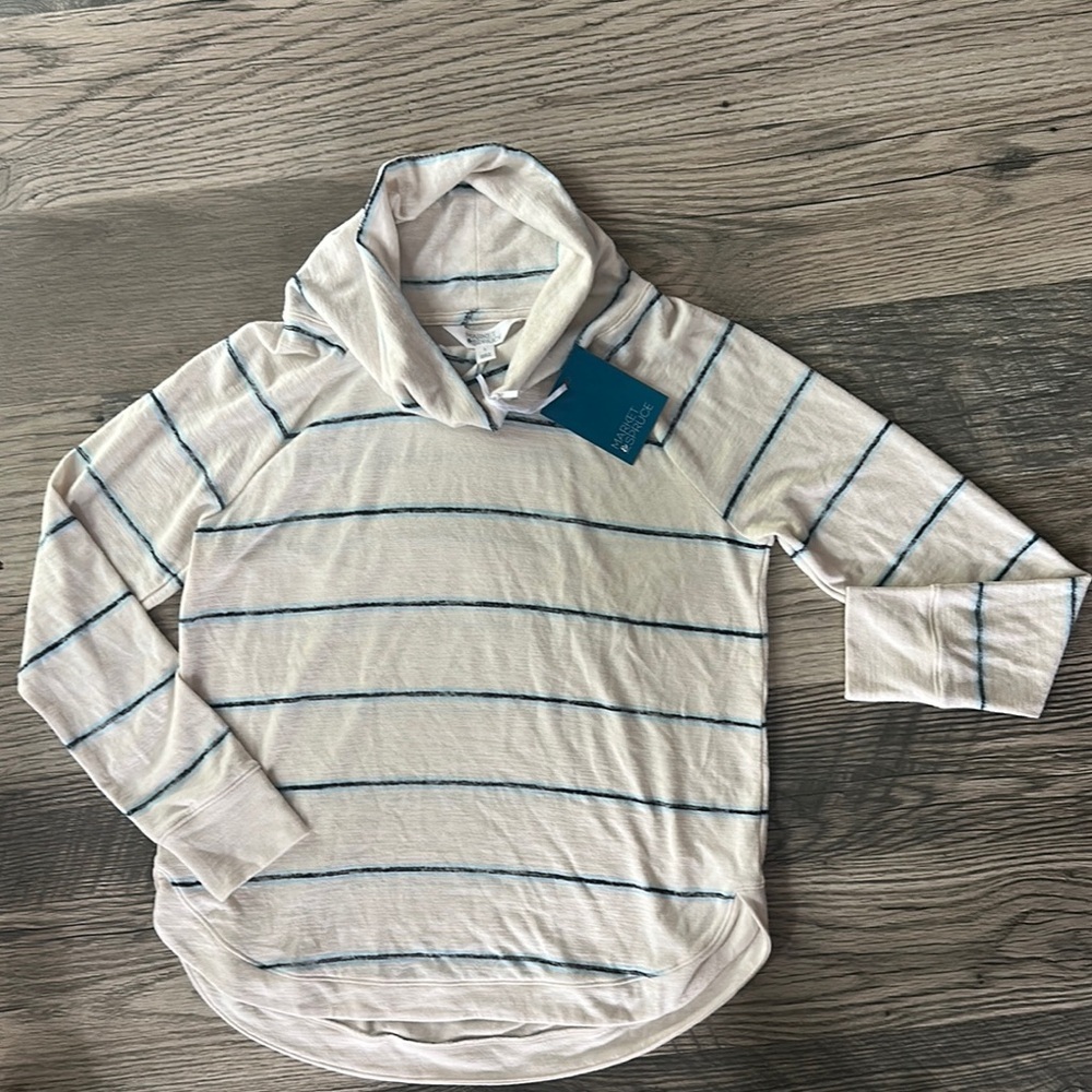 Market and Spruce NWT White and Blue Striped cowl neck Sweatshirt women’s large